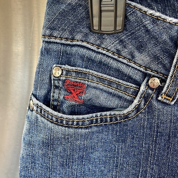Women’s size 7/8 x 34 twenty x wrangler jeans 2 snap & low rise zip Straight leg - Picture 5 of 11